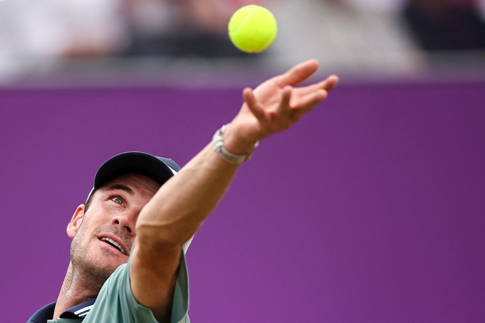 年羽毛球世 年羽毛球世