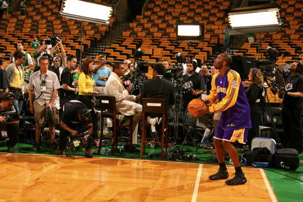 足球世界中 足球世界中